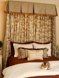 Bed Crown Design Ideas