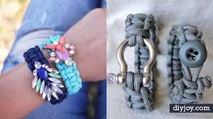 Alongside the cobra, the fishtail is among one of the key designs used in many other bracelet designs. 50 Paracord Bracelets With Step By Step How To