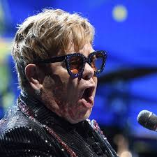His first band was called bluesology. Elton John Auf Abschiedstour In Wiesbaden Ich Stehe Immer Noch Musik