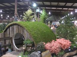 Hobbit House Backyard Garden Show