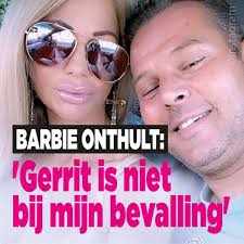 Samantha de jong (scheveningen, 28 juli 1989), beter bekend onder haar bijnaam barbie, is een nederlandse mediapersoonlijkheid. Samantha De Jong Gerrit Is Niet Bij De Bevalling Ditjes Datjes