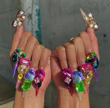 trendy new year s nails to ring in 2022