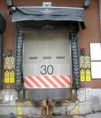 top 10 loading dock safety tips