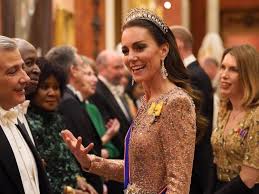 Kate Middleton Apologizes for Editing Photo, Nobody Is Convinced
