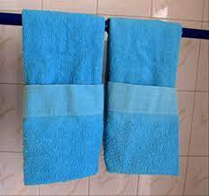 how to fold bathroom hand towels with