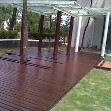 Decking kayu ini sering disebut juga sebagai lantai kayu besi, karena memiliki kekuatan yang tahan terhadap cuaca panas dan hujan. Jual Lantai Kayu Outdoor Decking Keruing Ukuran 1 9x9x100cm Up Kab Bandung Pusat Lantai Kayu Tokopedia