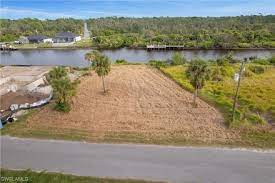 land lots in 33953 homes com