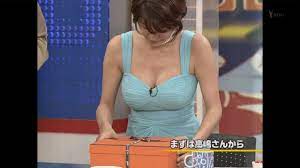 高嶋ちさ子 巨乳垂れ乳のおっぱい谷間がエロすぎる。セックス好きの悪魔熟女って最高だな（画像大量、動画あり） : にゅーえろす