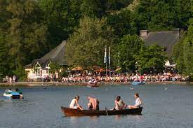 In summer, open air concerts take place on the small stage. Gaststatte Seehaus Wikipedia