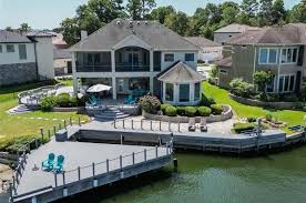 montgomery county tx waterfront homes