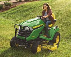 garden tractor vs lawn tractor which
