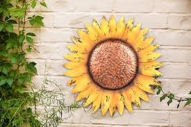 Hometrends Sunflower Metal Wall Art