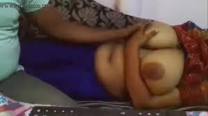 Big boobs tamil aunty - XVIDEOS.COM