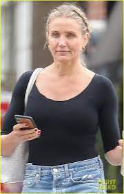 cameron diaz goes makeup free for day