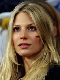 Bastian Schweinsteiger has been dating Sarah Brandner since 2007. They first met at a party in Munich, but then they ran into each other again in Ibiza and ... - Sarah%2BBrandner%2BBastian%2BSchweinsteiger%2Bdating%2Bit5wH6jcVXIl