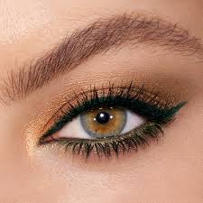 green lights luxury palette eyeshadow