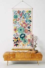 Decorating Ideas That Include Tapestry