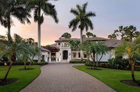 your trusted naples luxury home builder
