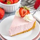 8 minute cheesecake w  strawberries