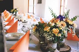 Round Vs Long Trestle Tables For Wedding The Wedding