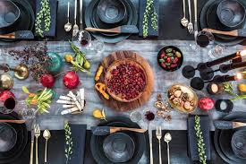 Насладете се на десет невероятни, официални подредби на храни и декорации върху маси : Deset Unikalni Idei Za Podredba Na Masa