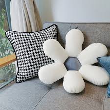 cute throw pillows apollobox