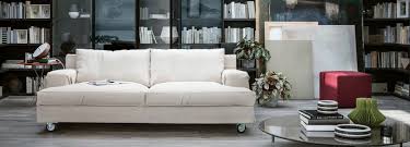 Моделът на диван за малка всекидневна е много труден за намиране. Malki Divani S Dve Ili Tri Sedalki Dizajn Za Relaks