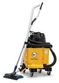 univac compact floor cleaning machine