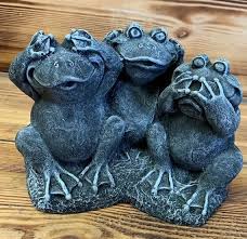 Evil Frog Toad Statue Ornament