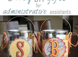 gift ideas for administrative istant