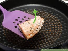 3 Ways To Tell When Salmon Is Cooked Wikihow