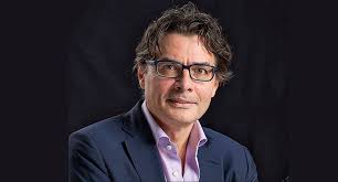 Alejandro gaviria uribe (medellín, 1966) es un académico, economista, escritor e ingeniero colombiano nacido en chile. Cuando Se Lanzara Alejandro Gaviria A La Presidencia