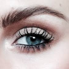 how to make waterline eye liner stay