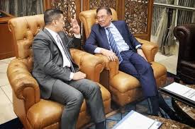 People of pakistan are taking very keen interest in siasat. Malaysia S Pkr Party Leaders Meet Appear To Mend Differences Benarnews