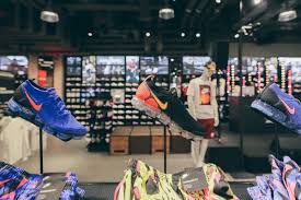 11 foot locker coupons and sales on athletic shoes and apparel for may 2021. Sneaker Zimmer De Foot Locker London Flagship