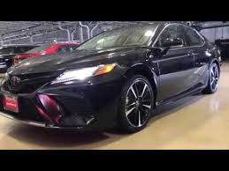 2018 toyota camry xse in black and red