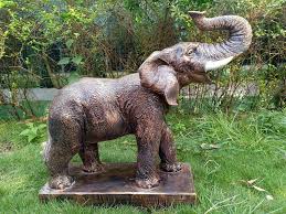 Garden Ornament Roaring Elephant Xl
