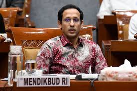 Adalah seorang pengusaha indonesia yang saat ini menjabat sebagai menteri pendidikan dan kebudayaan indonesia pada kabinet indonesia maju pemerintahan. Rekrutmen Cpns Untuk Guru Tetap Ada Nadiem Makarim Buka Suara Ingin Saya Koreksi Pikiran Rakyat Com