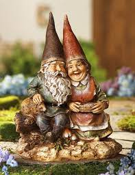 Sweet Gnome Couple Garden Statue