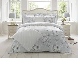 Holly Willoughby Launches New Bedding