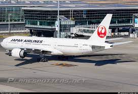 JA703J Japan Airlines Boeing 777-246ER Photo by Kevin Lin | ID 1054632 |  Planespotters.net
