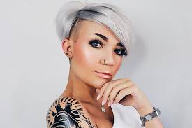 This type of bob has short hair at the back and longer hair at the sides. 57 Blonde Short Hairstyles For Round Faces