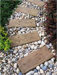 Stepping Stones Ideas For Your Backyard