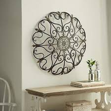 29in Hanging Metal Medallion Wall Art D