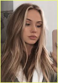 Getting a new hairstyle can be risky and adventurous but if it turns into a healthy shape. Dirty Blonde Hair Color Dye 171264 I N S T A G R A M Emilymohsie Tutorials