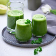 homemade green power detox juice drink