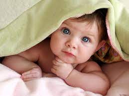 cute baby staring 2k wallpaper