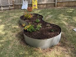 10 Low Maintenance Garden Border Ideas