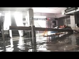 The storm has claimed at least 33 lives in the united states, and has. Superstorm Hurricane Sandy 2012 Inside Nyc S Flooded Subways Youtube