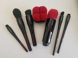 shiseido diffe face brushes read